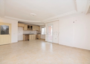 دوبلكس اربع غرف وصالة في منطقة مركزية في الانيا 