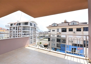 دوبلكس اربع غرف وصالة في منطقة مركزية في الانيا 