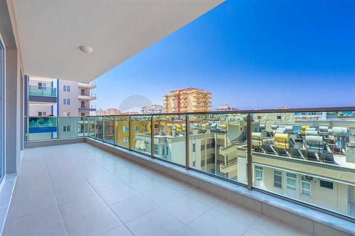 شقة عائلية بسعر مميز ضمن مجمع حديث في مهموتلار / الانيا 