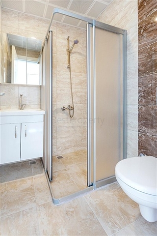 شقة عائلية بسعر مميز ضمن مجمع حديث في مهموتلار / الانيا 