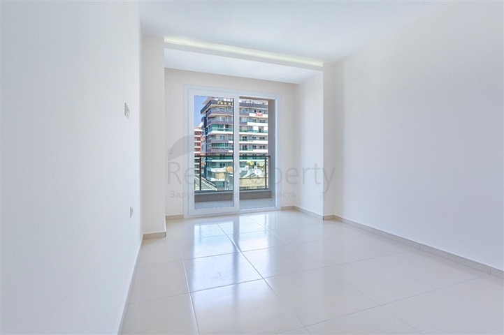 شقة عائلية بسعر مميز ضمن مجمع حديث في مهموتلار / الانيا 