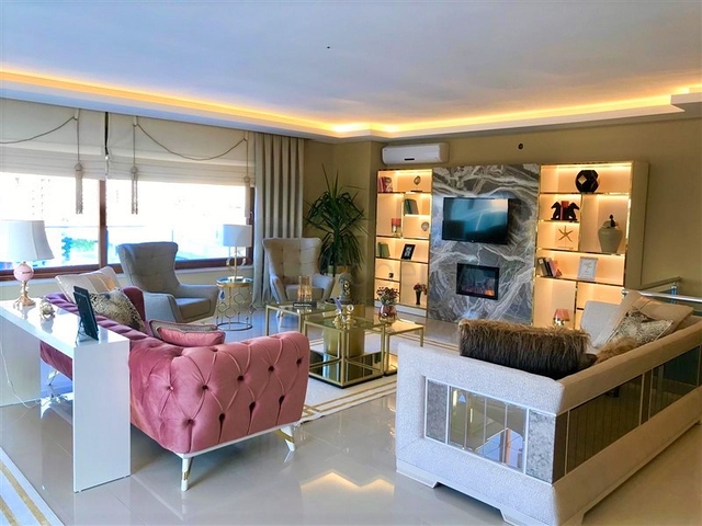 دوبلكس مفروشة من تصميم اربع غرف وصالة في مهموتلار / الانيا 