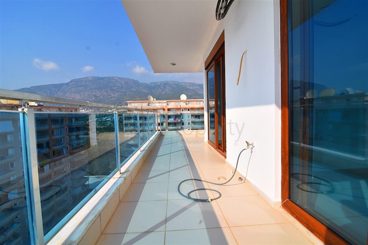 دوبلكس مفروشة من تصميم اربع غرف وصالة في مهموتلار / الانيا 