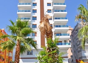 دوبلكس مفروشة من تصميم اربع غرف وصالة في مهموتلار / الانيا 