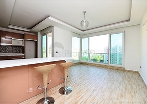 شقة غرفتين وصالة ضمن مجمع مميز بخدمات فاخرة في توسمور / الانيا 