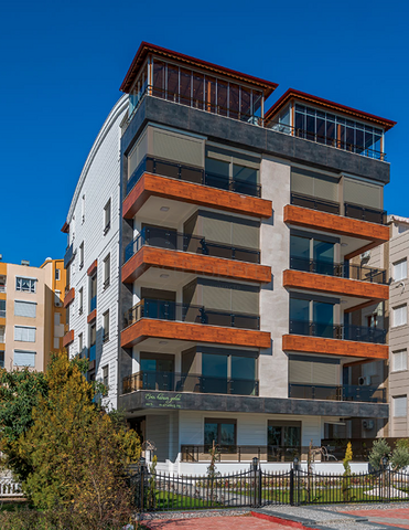 شقق فاخرة 3 + 1 بإطلالة على البحر في كونيالتي أنطاليا 