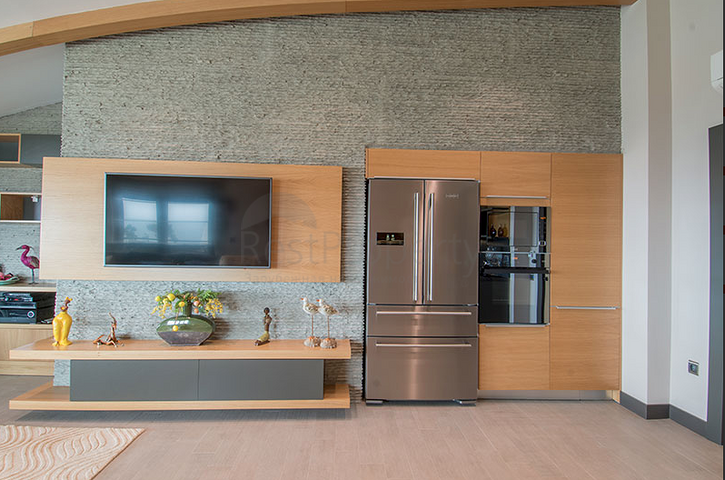 شقق فاخرة 3 + 1 بإطلالة على البحر في كونيالتي أنطاليا 