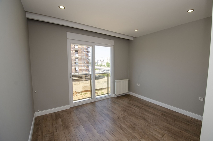 مشروع استثماري بالتقسيط لمدة 12 شهر في كونيالتي 