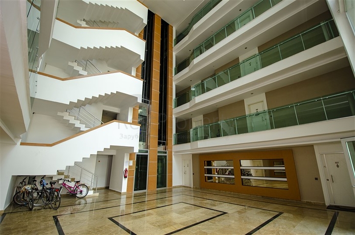 شقة بغرفة نوم واحدة مع أثاث في مجمع مخطط شقق فندقيه