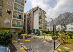 شقة بغرفة نوم واحدة مع أثاث في مجمع مخطط شقق فندقيه