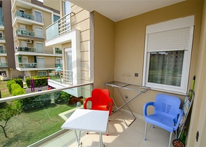 شقة بغرفة نوم واحدة مع أثاث في مجمع مخطط شقق فندقيه