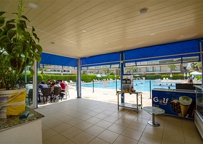 شقة بغرفة نوم واحدة مع أثاث في مجمع مخطط شقق فندقيه