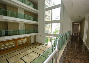 شقة بغرفة نوم واحدة مع أثاث في مجمع مخطط شقق فندقيه