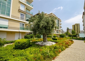 شقة بغرفة نوم واحدة مع أثاث في مجمع مخطط شقق فندقيه