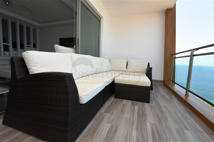 اطلالة بحرية ساحرة - دوبلكس فاخرة في كارجي جاك / الانيا 