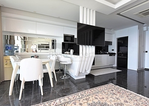 اطلالة بحرية ساحرة - دوبلكس فاخرة في كارجي جاك / الانيا 