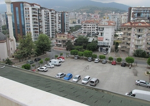 دوبلكس عائلية اربع غرف وصالة في منطقة اوبا المركزية 