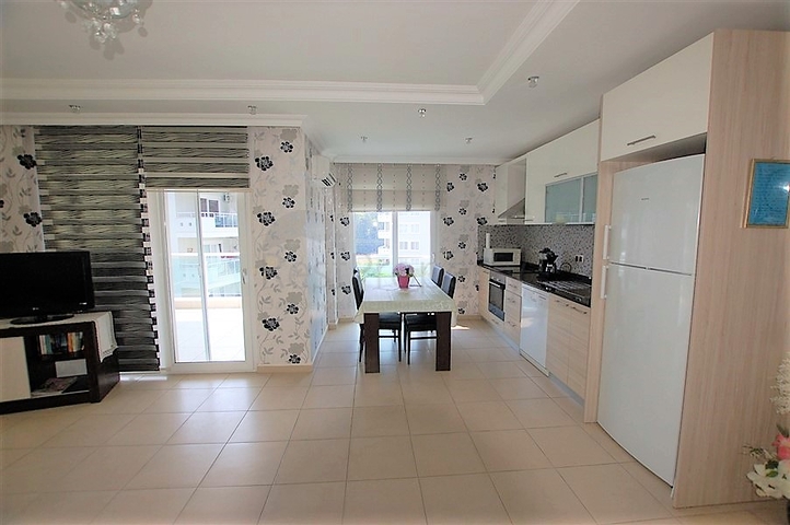 شقة غرفتين وصالة مفروشة ضمن مجمع سكني في جيكجلي / الانيا 