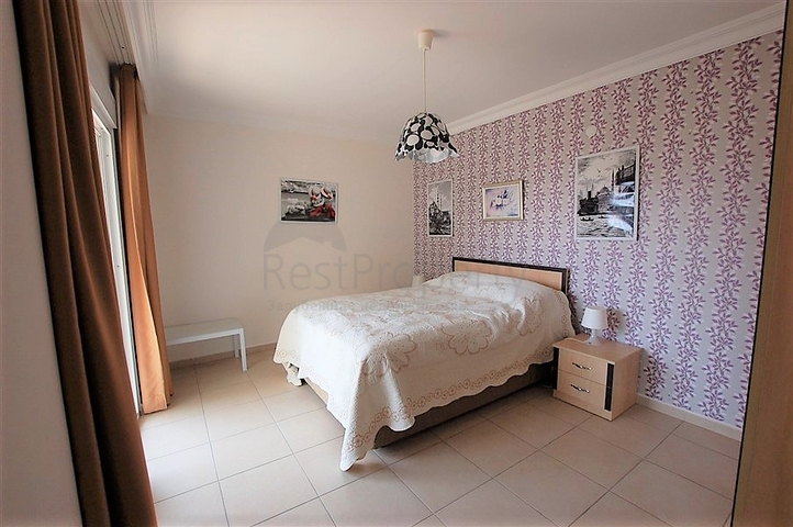 شقة غرفتين وصالة مفروشة ضمن مجمع سكني في جيكجلي / الانيا 