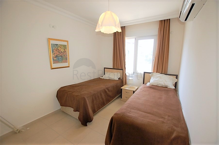 شقة غرفتين وصالة مفروشة ضمن مجمع سكني في جيكجلي / الانيا 