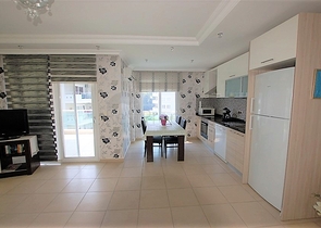 شقة غرفتين وصالة مفروشة ضمن مجمع سكني في جيكجلي / الانيا 