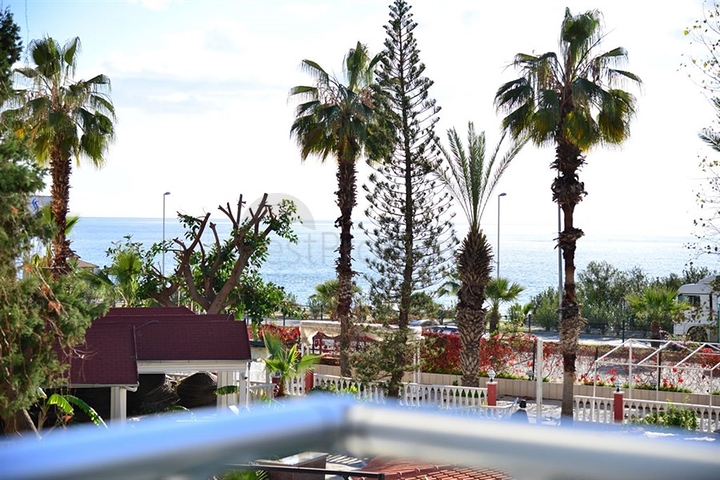 اول صف على البحر - شقة مؤثثة من تصميم غرفتين وصالة في مهموتلار / الانيا 