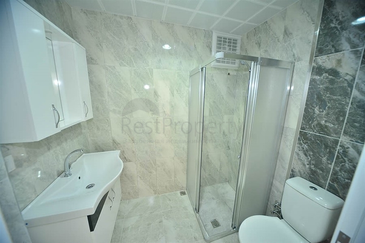 اول صف على البحر - شقة مؤثثة من تصميم غرفتين وصالة في مهموتلار / الانيا 