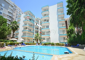 اول صف على البحر - شقة مؤثثة من تصميم غرفتين وصالة في مهموتلار / الانيا 