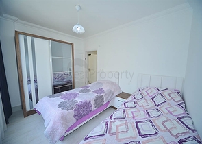 اول صف على البحر - شقة مؤثثة من تصميم غرفتين وصالة في مهموتلار / الانيا 