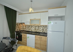 اول صف على البحر - شقة مؤثثة من تصميم غرفتين وصالة في مهموتلار / الانيا 