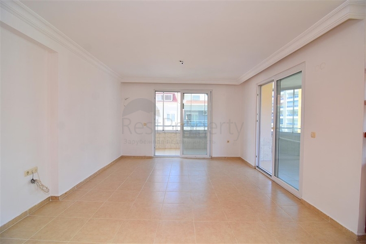 شقة واسعة غرفتين وصالة في مهموتلار 