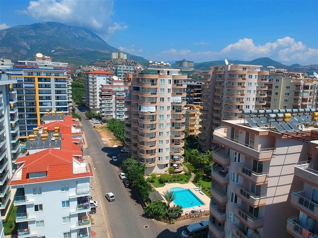 شقة واسعة غرفتين وصالة في مهموتلار 