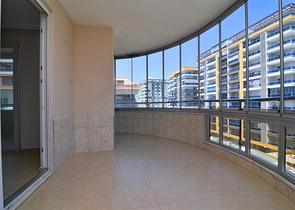 شقة واسعة غرفتين وصالة في مهموتلار 