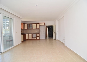 شقة واسعة غرفتين وصالة في مهموتلار 