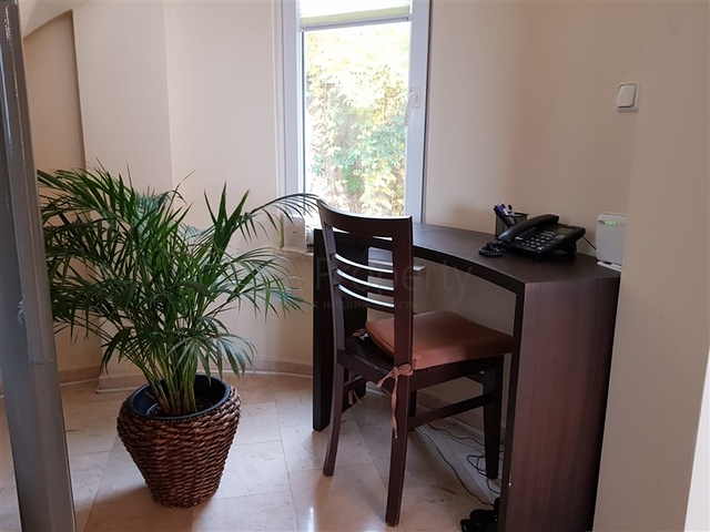 فيلا مفروشة ضمن مجمع سكني خمس نجوم في الانيا 