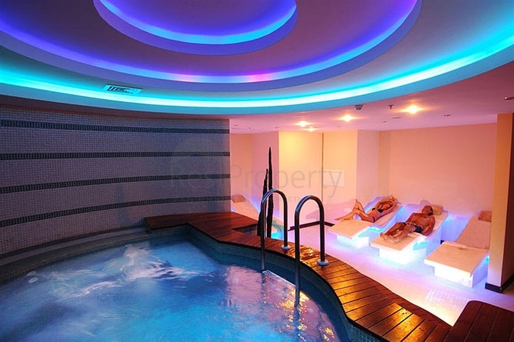 فيلا مفروشة ضمن مجمع سكني خمس نجوم في الانيا 