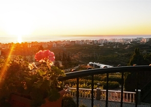 فيلا مفروشة ضمن مجمع سكني خمس نجوم في الانيا 