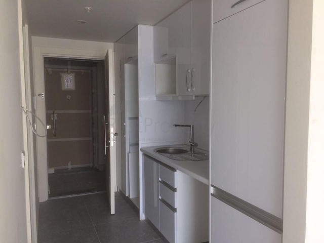 شقة استديو ضمن برج سكني في اسطنبول الاسيوية 