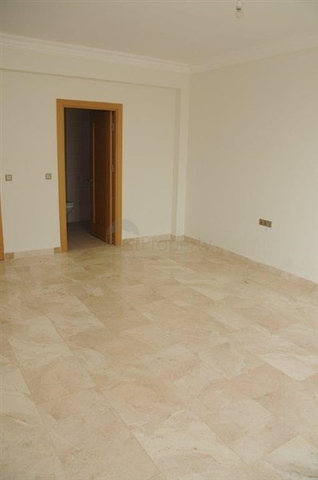 فيلا ثلاث طوابق باطلالة بحرية ضمن احدى افخم مجمعات الانيا 