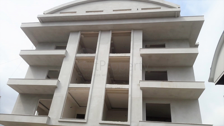 مجمع سكني حديث في اوبا / الانيا 