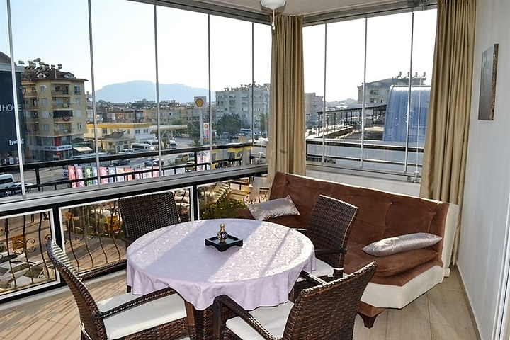 شقة غرفتين وصالة مفروشة ضمن مجمع سكني جنب مول الانيوم - اوبا / الانيا 