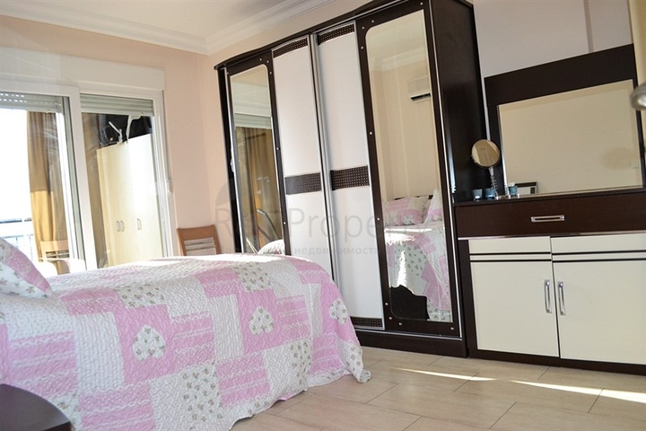 شقة غرفتين وصالة مفروشة ضمن مجمع سكني جنب مول الانيوم - اوبا / الانيا 