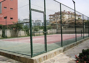 شقة غرفتين وصالة مفروشة ضمن مجمع سكني جنب مول الانيوم - اوبا / الانيا 