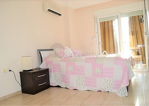 شقة غرفتين وصالة مفروشة ضمن مجمع سكني جنب مول الانيوم - اوبا / الانيا 