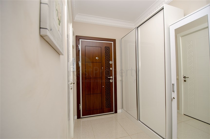 شقة 1 +1 مع الأثاث في ليمان كونيالتي 600 م إلى البحر