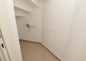 دوبلكس في منطقة مرتفعة باطلالة بحر مباشرة / مركز الانيا 