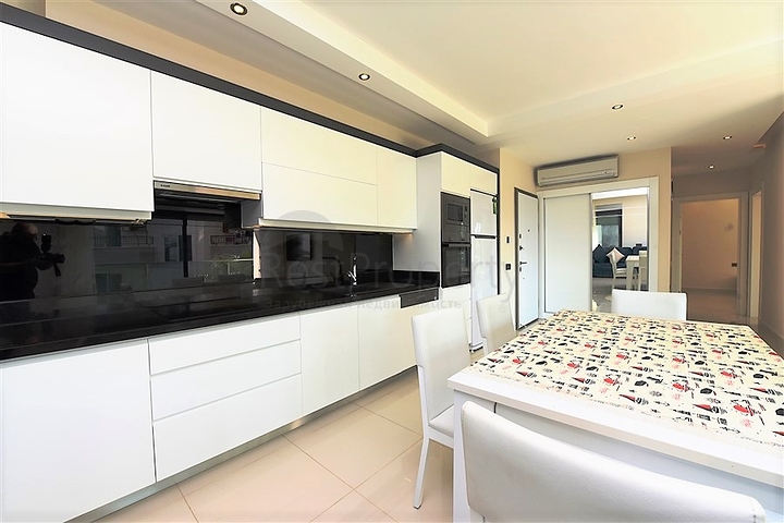 شقة غرفتين وصالة مفروشة ضمن مجمع فاخر في كارجي جاك / الانيا 