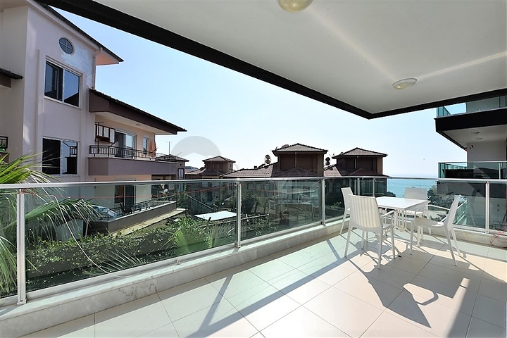 شقة غرفتين وصالة مفروشة ضمن مجمع فاخر في كارجي جاك / الانيا 