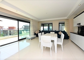 شقة غرفتين وصالة مفروشة ضمن مجمع فاخر في كارجي جاك / الانيا 