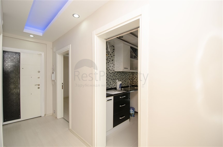 3+1 شقة في مجمع 600 م إلى البحر في منطقة لارا أنطاليا